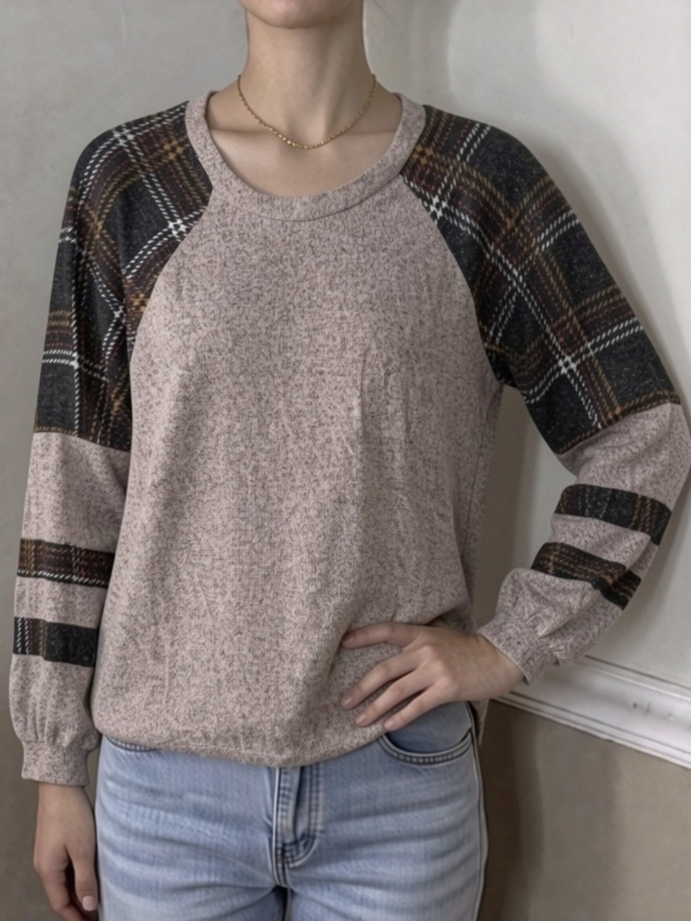 🤎 5 for $20! Maurices Beige Pullover with Plaid Raglan Sleeves